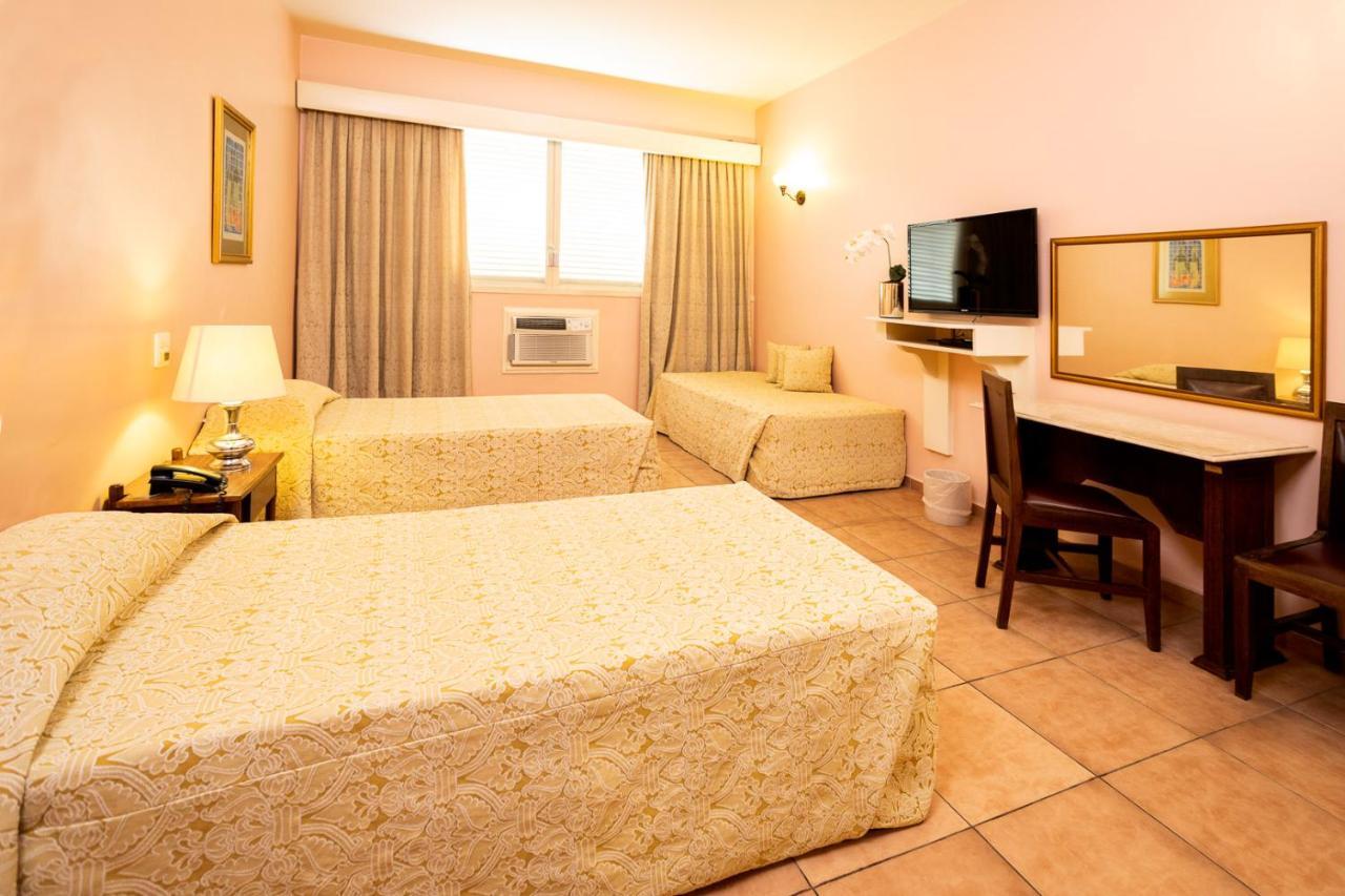 Dayrell Hotel E Centro De Convencoes เบโลโอรีซอนชี ภายนอก รูปภาพ
